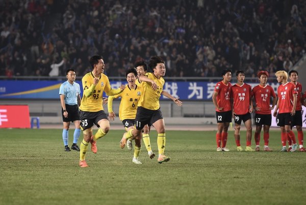 策略聚宝 热议泰州夺冠：点球明显练过；业余赛事已是中国足球重要部分